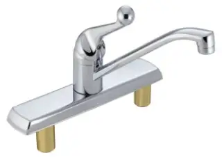 Delta #120LF 8in Chrome Single Handle Kitchen Faucet with Spray - Lead Free